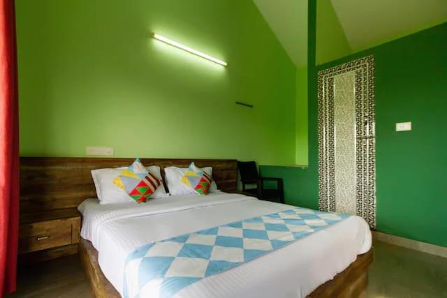 Letstay Vythiri Hill Palace Quarto foto